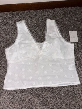 Cisono White Floral Eyelet Lace Tank